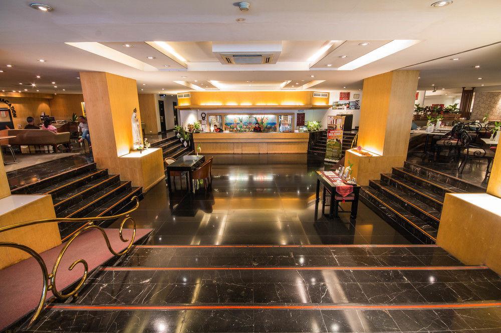 Tai Pan Hotel - Sha Plus Certified Bangkok Exteriér fotografie