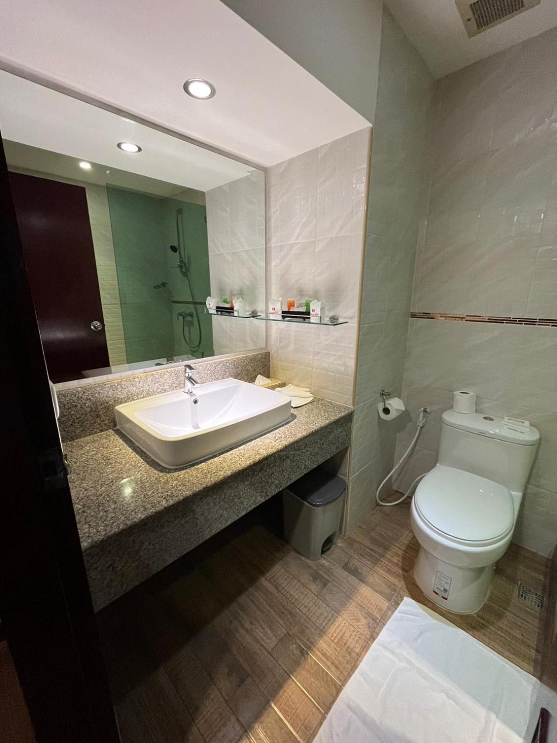 Tai Pan Hotel - Sha Plus Certified Bangkok Exteriér fotografie