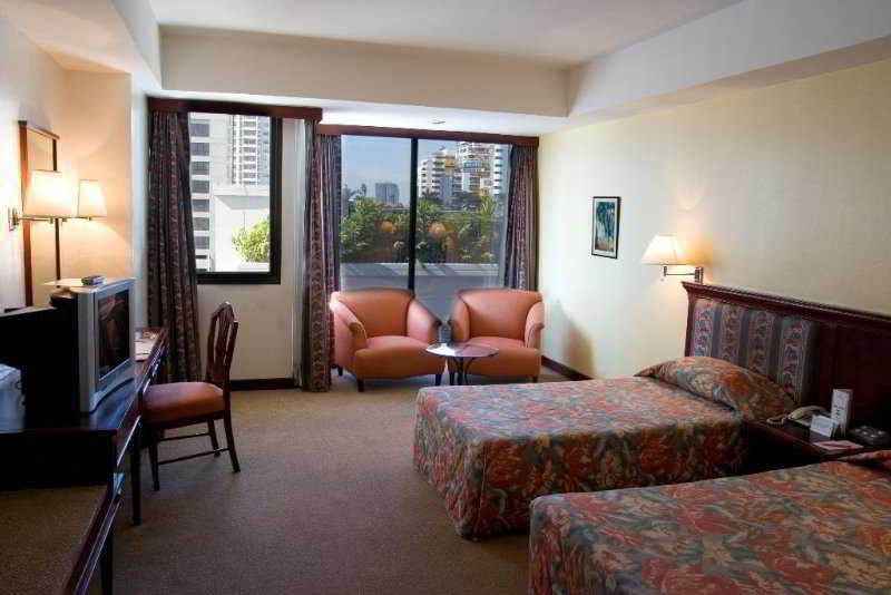 Tai Pan Hotel - Sha Plus Certified Bangkok Exteriér fotografie
